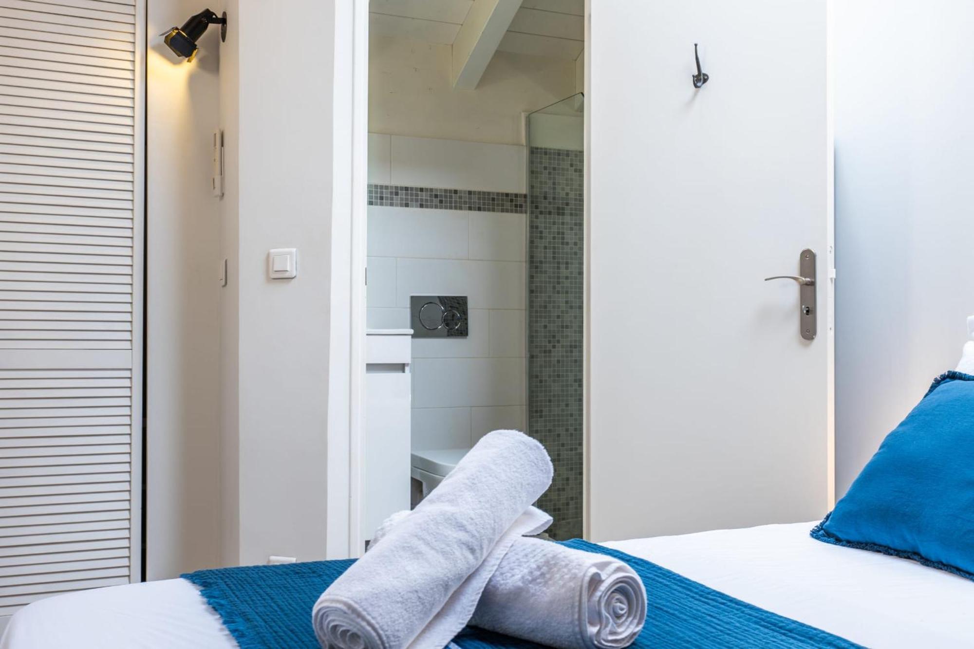 Apartamento Spacious Duplex In The Heart Of