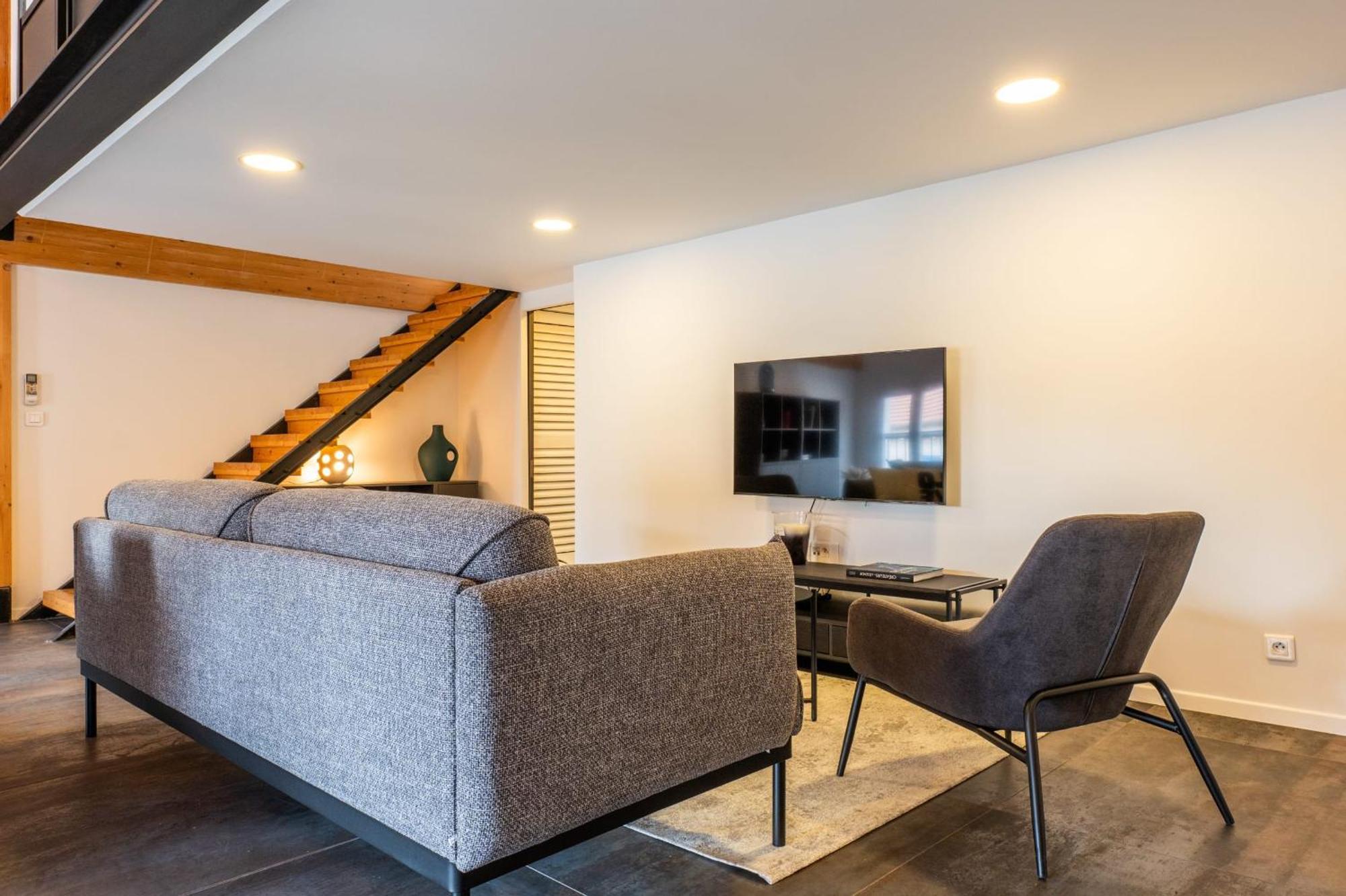 Apartamento Spacious Duplex In The Heart Of